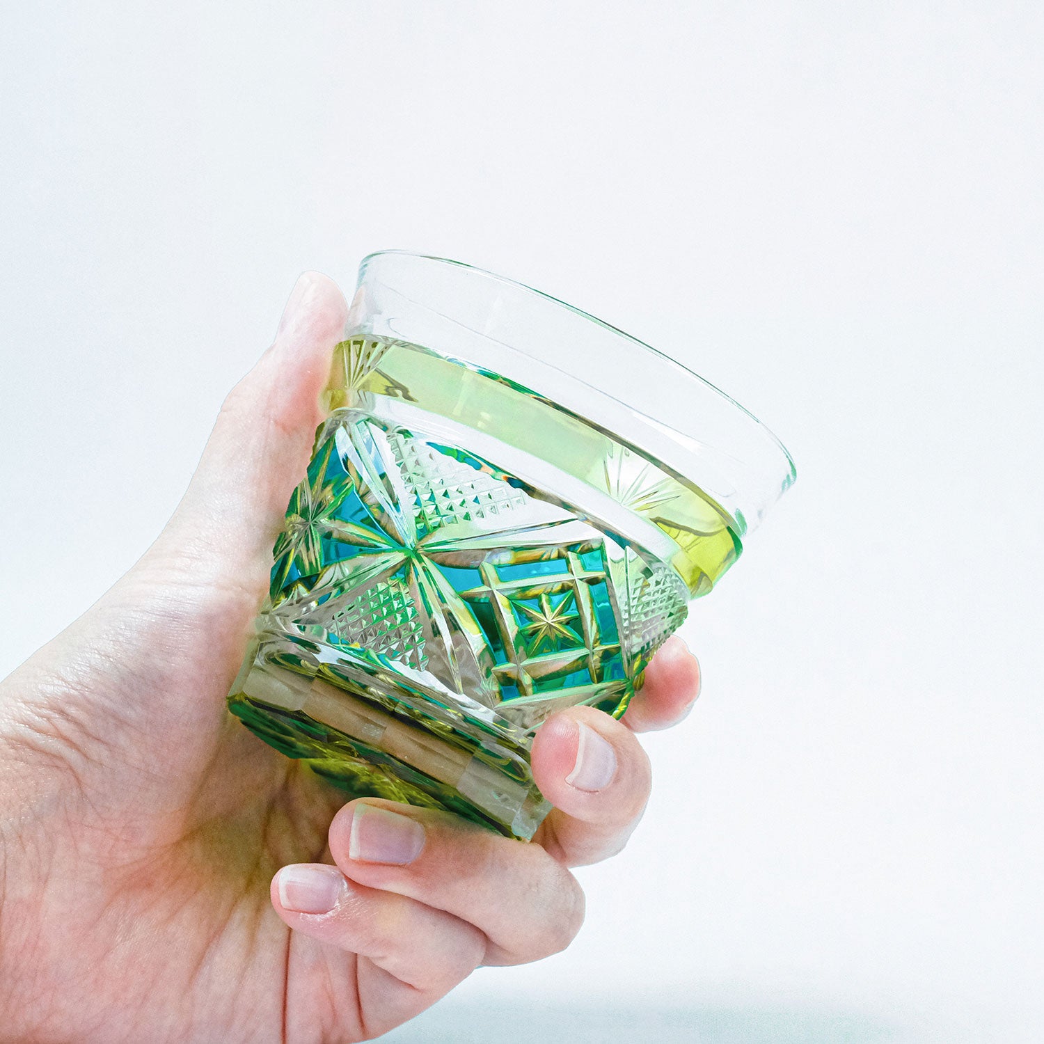 サイズ【未使用・箱付】島津薩摩切子　ロックグラス　二色冷酒杯(緑)　CUT253